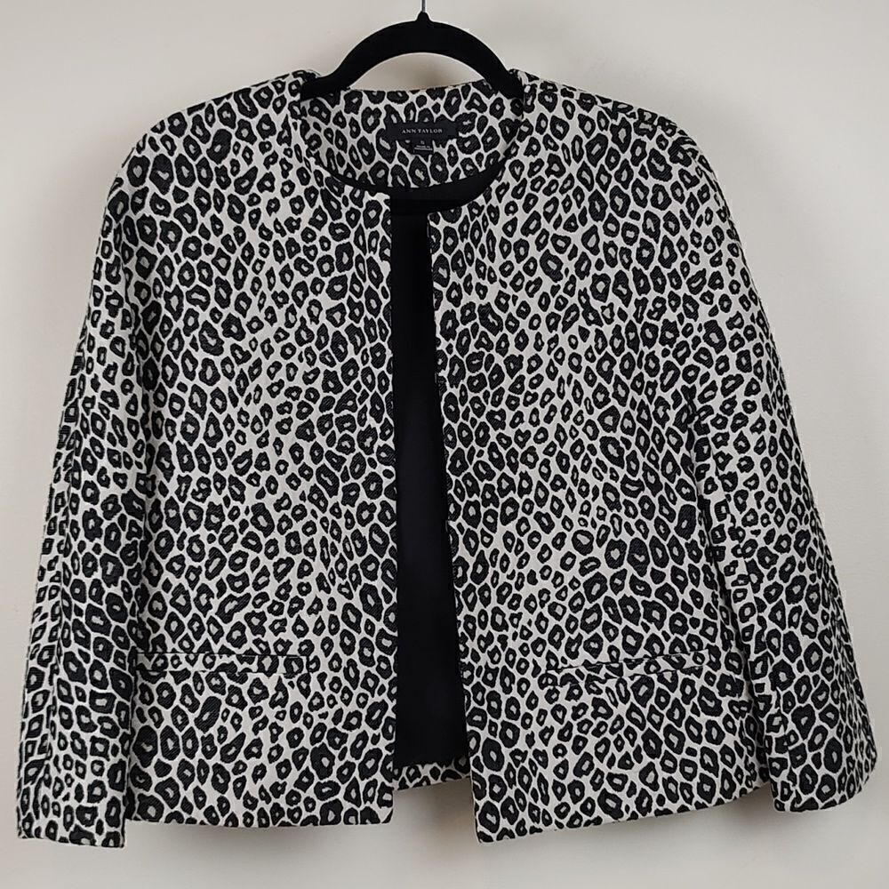 Ann Taylor Animal Print Collarless Classic Blazer Jacket Size S